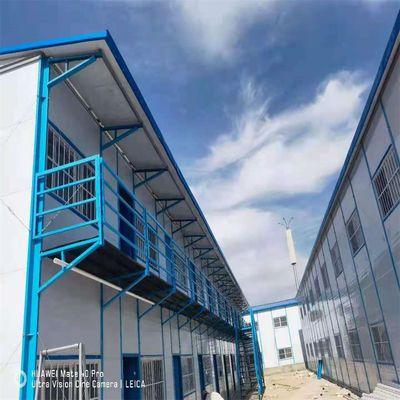 労働者 住居 建設現場の労働者向け プリファブリックTハウス