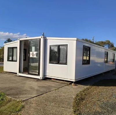 20フィートまたは40フィートの鋼筋構造枠 拡張可能なコンテナハウス 折りたたむリゾートホーム